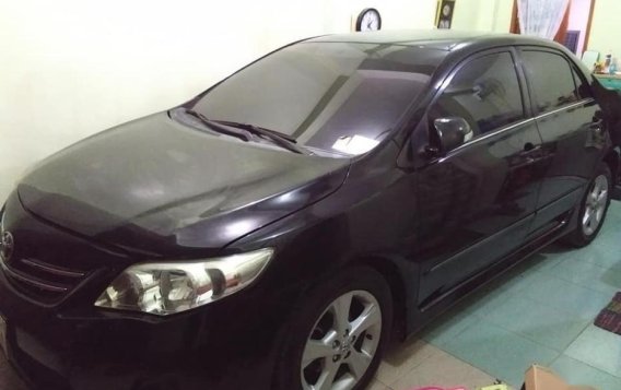 For sale Used 2011 Toyota Corolla Altis at 70000 km in Mandaue