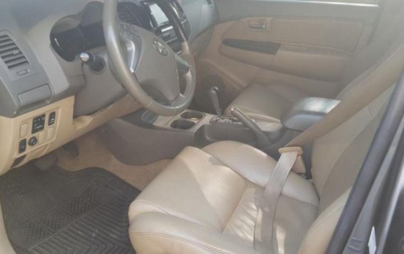 For sale 2012 Toyota Fortuner Automatic Diesel at 70000 km in Las Piñas-5