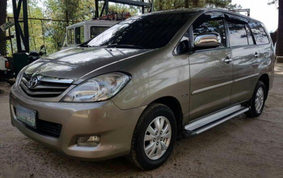 Selling Toyota Innova 2010 in Baguio-2