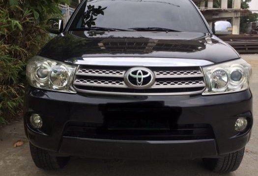 Selling Toyota Fortuner 2009 Automatic Gasoline in Dasmariñas