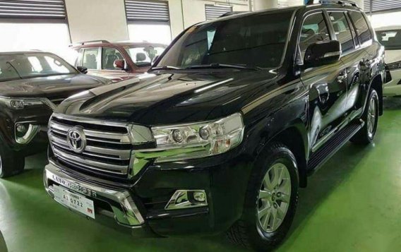 Selling Brand New Toyota Land Cruiser 2019 -2