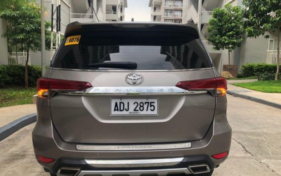 Selling Used Toyota Fortuner 2016 in Quezon City-5