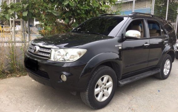 Selling Toyota Fortuner 2009 Automatic Gasoline in Dasmariñas-1