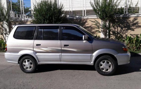 Used Toyota Revo 2000 for sale in Santa Maria-1