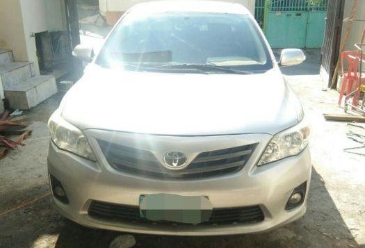 Selling Toyota Altis 2013 Automatic Gasoline 