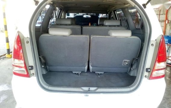 2nd Hand Toyota Innova 2006 Manual Diesel for sale in San Leonardo-7