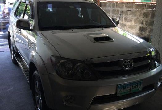 2nd Hand Toyota Fortuner 2008 for sale in Pasig-2