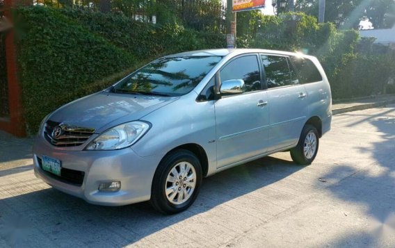 Selling 2010 Toyota Innova at 110000 km in Parañaque-1