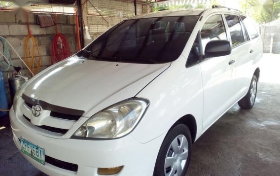 2nd Hand Toyota Innova 2006 Manual Diesel for sale in San Leonardo-2