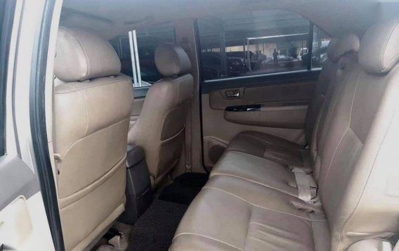 Toyota Fortuner 2013 Automatic Gasoline for sale in Makati-4