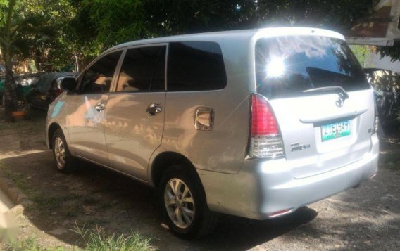 2009 Toyota Innova for sale in Muntinlupa-3