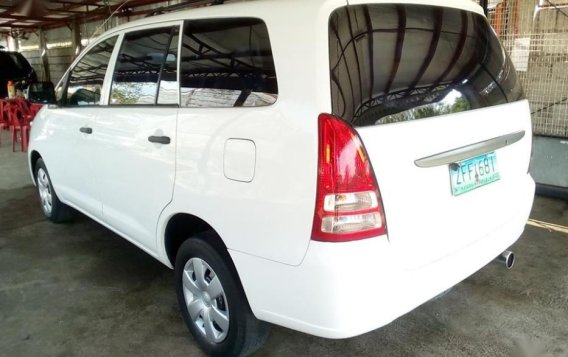 2nd Hand Toyota Innova 2006 Manual Diesel for sale in San Leonardo-5