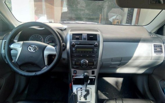 Selling Toyota Altis 2013 Automatic Gasoline -3