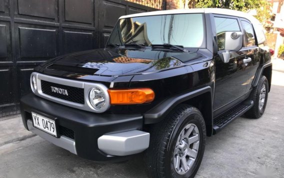 Toyota Fj Cruiser 2016 Automatic Gasoline for sale in Manila-3