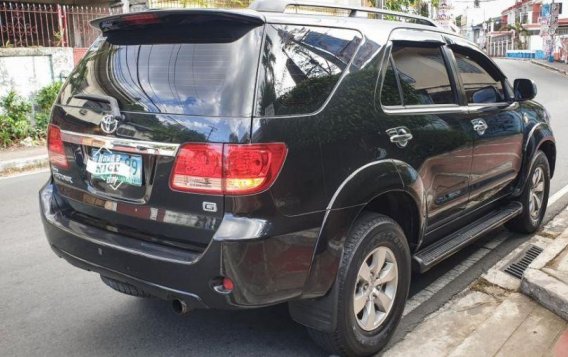 Toyota Fortuner 2007 at 80000 km for sale-3