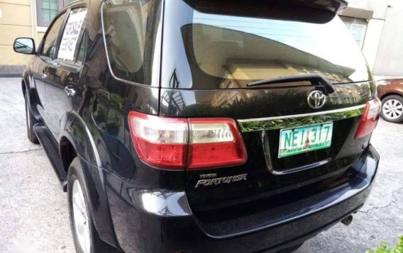 2nd Hand Toyota Fortuner 2009 Automatic Gasoline for sale in Marikina-2