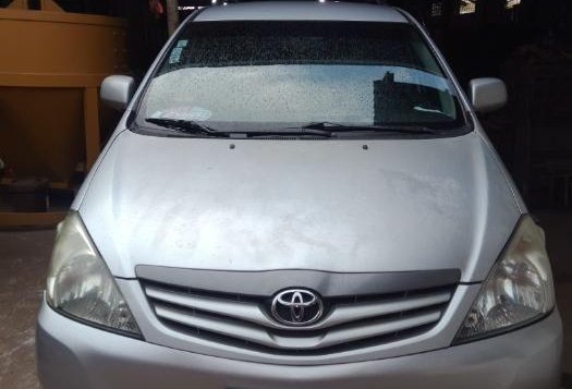 2nd Hand Toyota Innova 2011 for sale