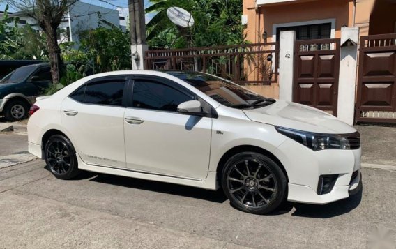 Selling Toyota Altis 2014 Automatic Gasoline in Caloocan-3