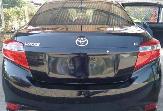 Selling Toyota Vios Manual Gasoline in Santiago-6