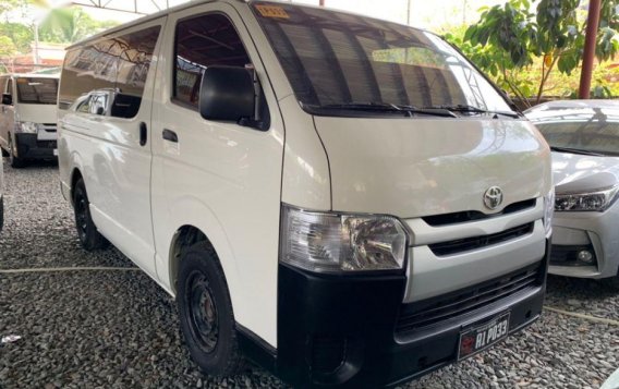 Selling White Toyota Hiace 2018 Manual Diesel in Quezon City