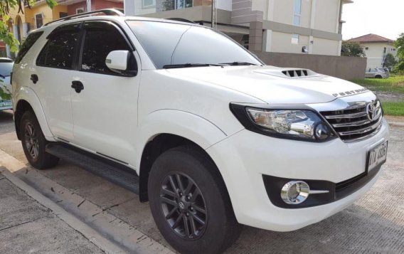 Selling 2nd Hand Toyota Fortuner 2015 in Angeles-2