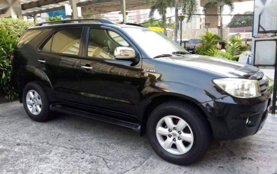 2nd Hand Toyota Fortuner 2009 Automatic Gasoline for sale in Marikina-3