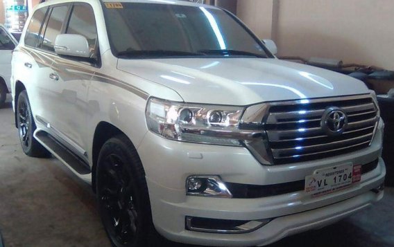 Toyota Land Cruiser 2017 Automatic Diesel for sale in Cebu City