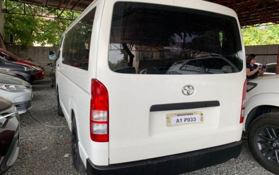 Selling White Toyota Hiace 2018 Manual Diesel in Quezon City-3