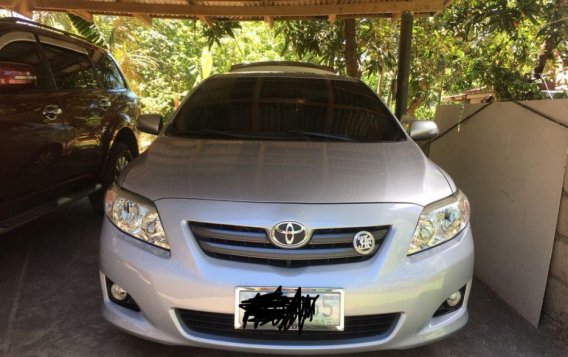 2nd Hand Toyota Corolla Altis 2010 at 120000 km for sale