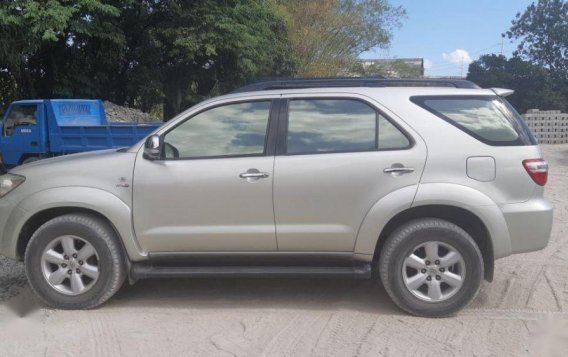 Toyota Fortuner 2009 Automatic Diesel for sale in Marikina-6