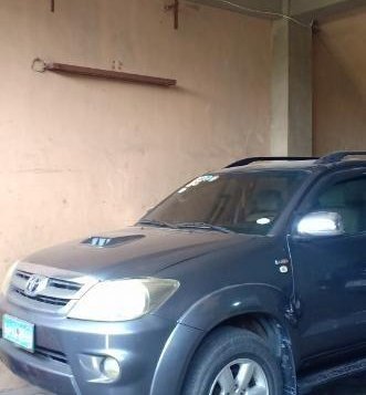 2006 Toyota Fortuner for sale in Valenzuela