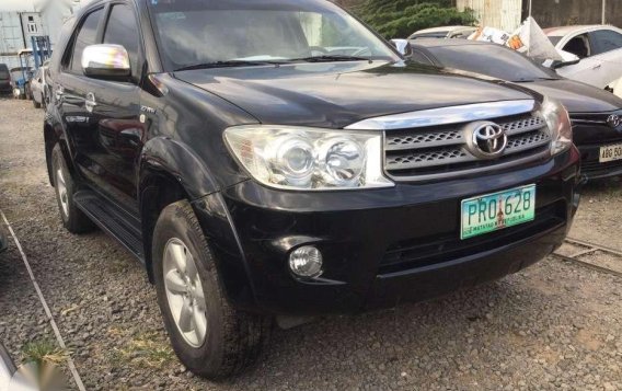 Selling 2nd Hand Toyota Fortuner 2010 at 20000 km in Cainta