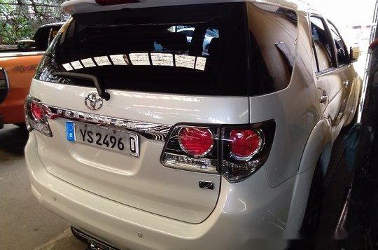 Selling White Toyota Fortuner 2016 for sale in Automatic-2