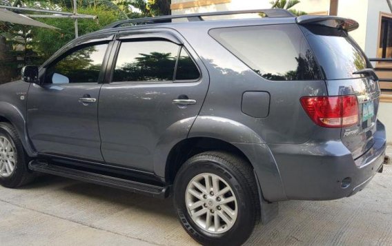 Selling 2nd Hand Toyota Fortuner 2007 in Lipa-2