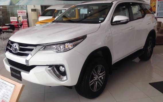 Selling New Toyota Fortuner 2019 Automatic Diesel in Manila