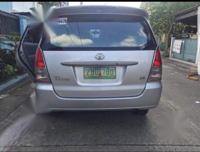 Selling 2nd Hand Toyota Innova 2005 Manual Gasoline at 40094 km in Dasmariñas