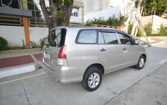 Toyota Innova 2012 Automatic Diesel for sale in Quezon City-2