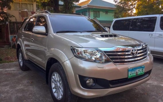 Selling Used Toyota Fortuner 2013 Automatic Diesel 