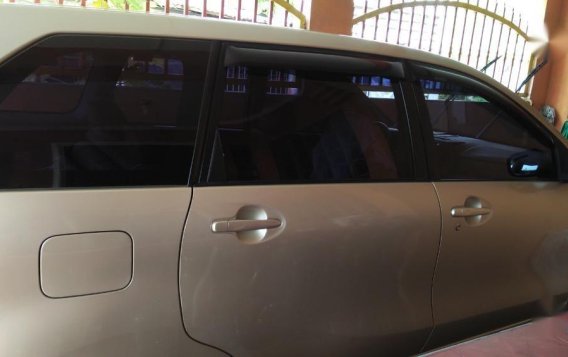 Selling 2nd Hand Toyota Avanza 2014 in Caloocan-2