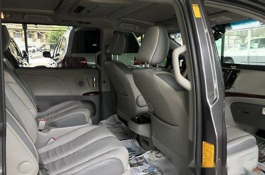 Sell Grey 2013 Toyota Sienna at Automatic Gasoline at 22000 km in Quezon City-5