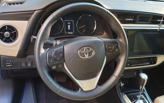 2nd Hand Toyota Altis 2017 for sale in Mandaluyong-9