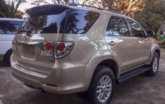 Selling Used Toyota Fortuner 2013 Automatic Diesel -1