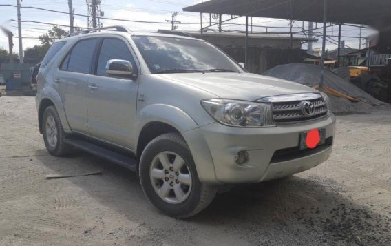 Toyota Fortuner 2009 Automatic Diesel for sale in Marikina-2