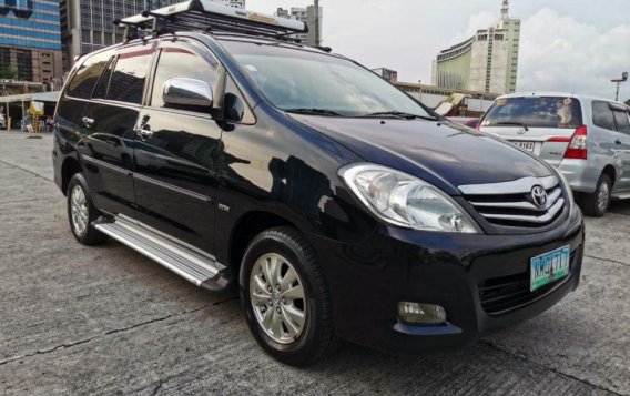 Selling Used Toyota Innova 2009 in Navotas