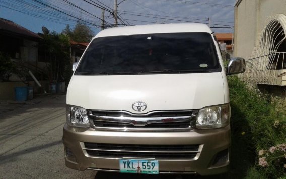 Selling 2nd Hand Toyota Grandia 2011 Manual Diesel at 130000 km in Davao City-3
