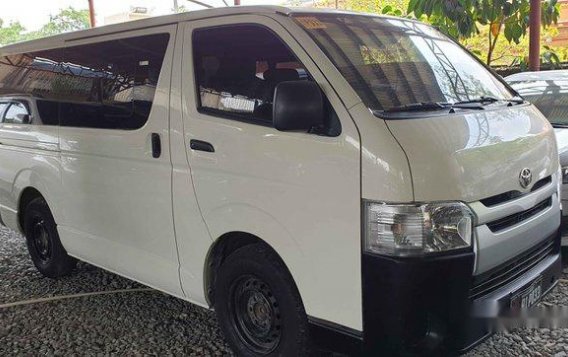 Selling White Toyota Hiace 2018 at 15000 km in Quezon City-1