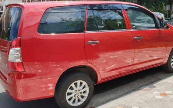 Sell Red 2015 Toyota Innova in Quezon City-4