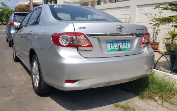 2nd Hand Toyota Altis 2011 for sale in Biñan-1