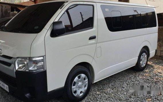 Selling White Toyota Hiace 2018 at 15000 km in Quezon City-2
