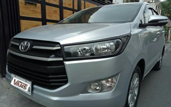 Selling 2nd Hand Toyota Innova 2017 in Quezon City-2